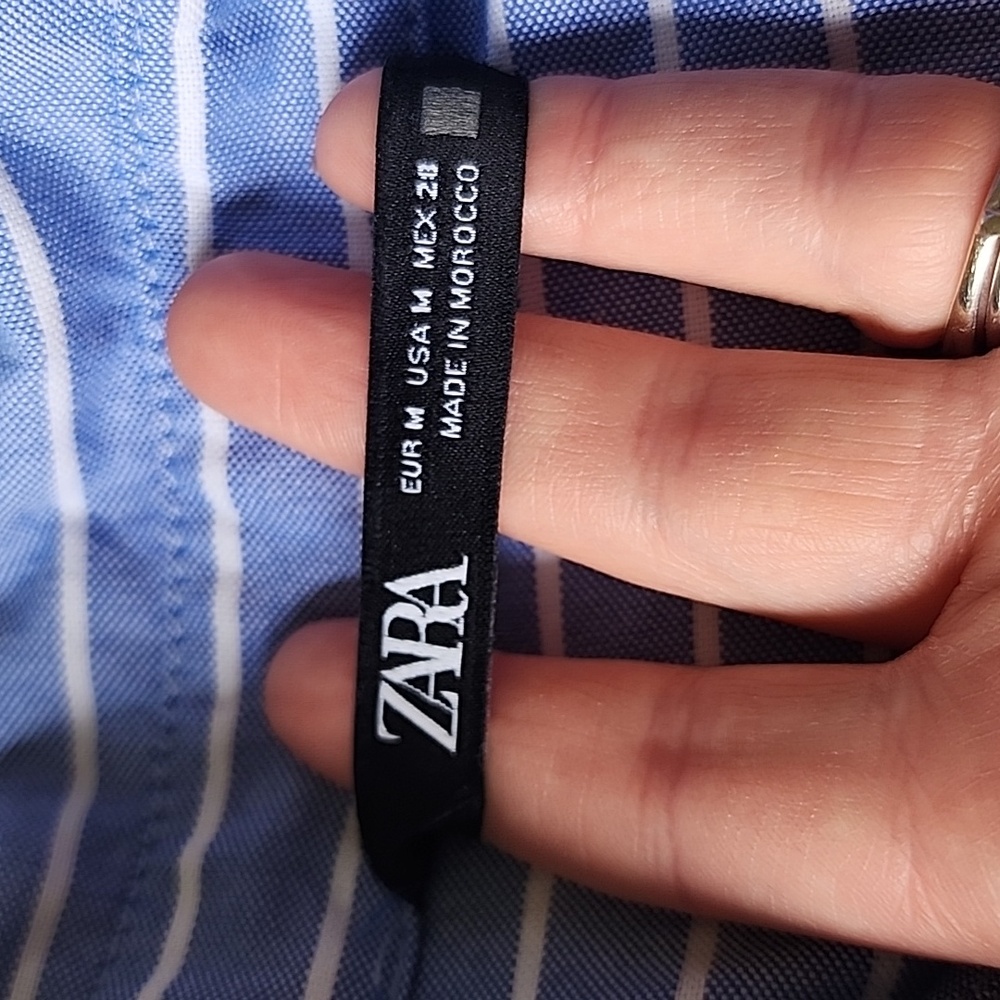Zara Button Up - Picture 2 of 3